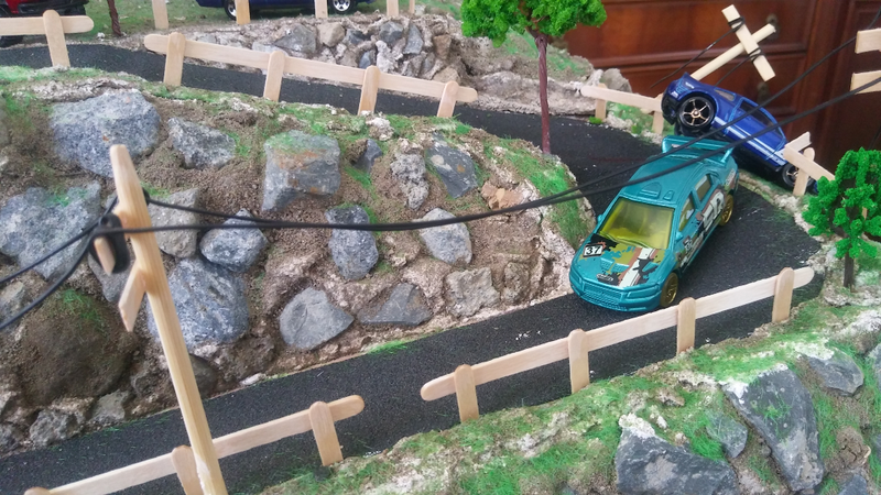 Illustration for article titled My Handmade Diorama For 1:64 Cars